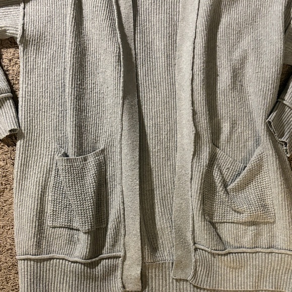 Light Gray Open-Front Ribbed Women's Cardigan Sweater - Picture 3 of 4